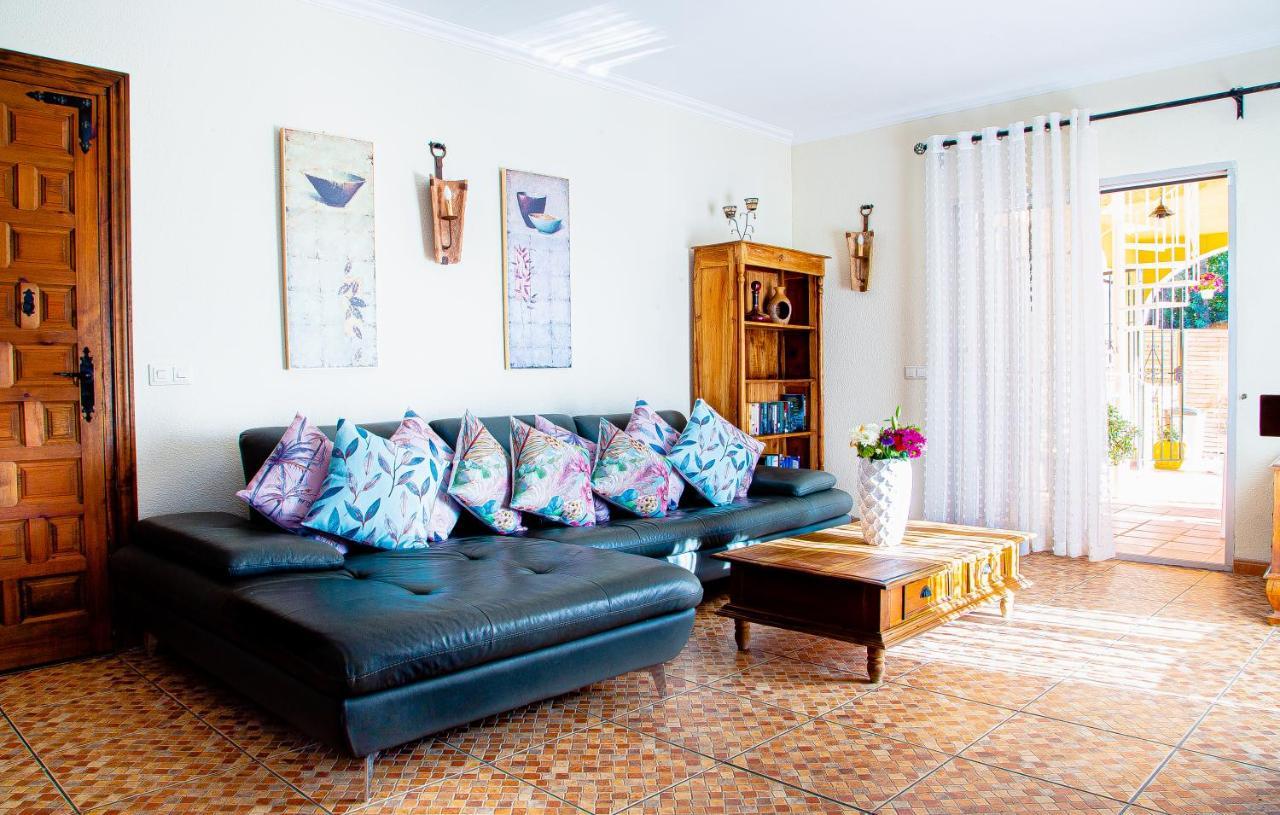 Villa Maria In El Rosario - Mit Sicht Auf Gibralta มาร์เบยา ภายนอก รูปภาพ