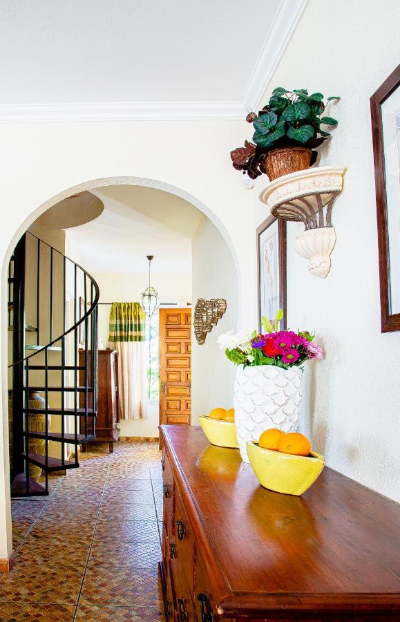 Villa Maria In El Rosario - Mit Sicht Auf Gibralta มาร์เบยา ภายนอก รูปภาพ